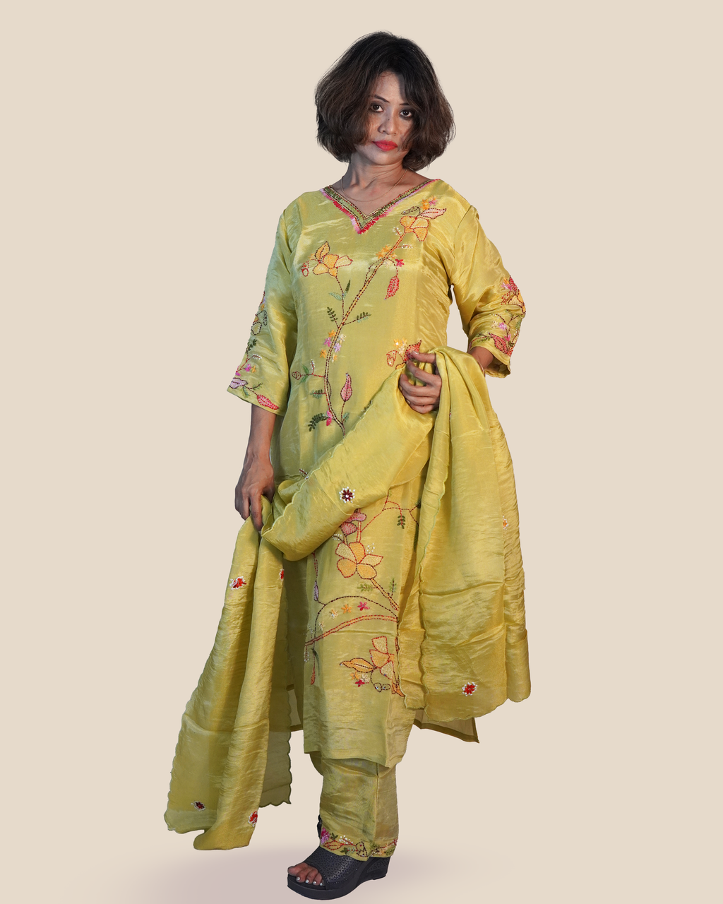 Shimmer Silk Hand Embroidered Kurti Set [Parrot]