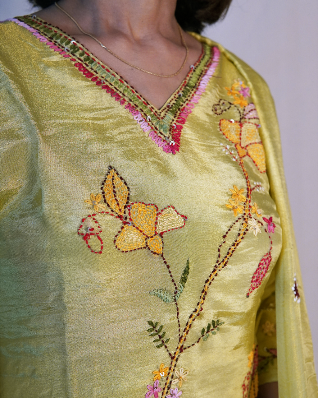 Shimmer Silk Hand Embroidered Kurti Set [Parrot]