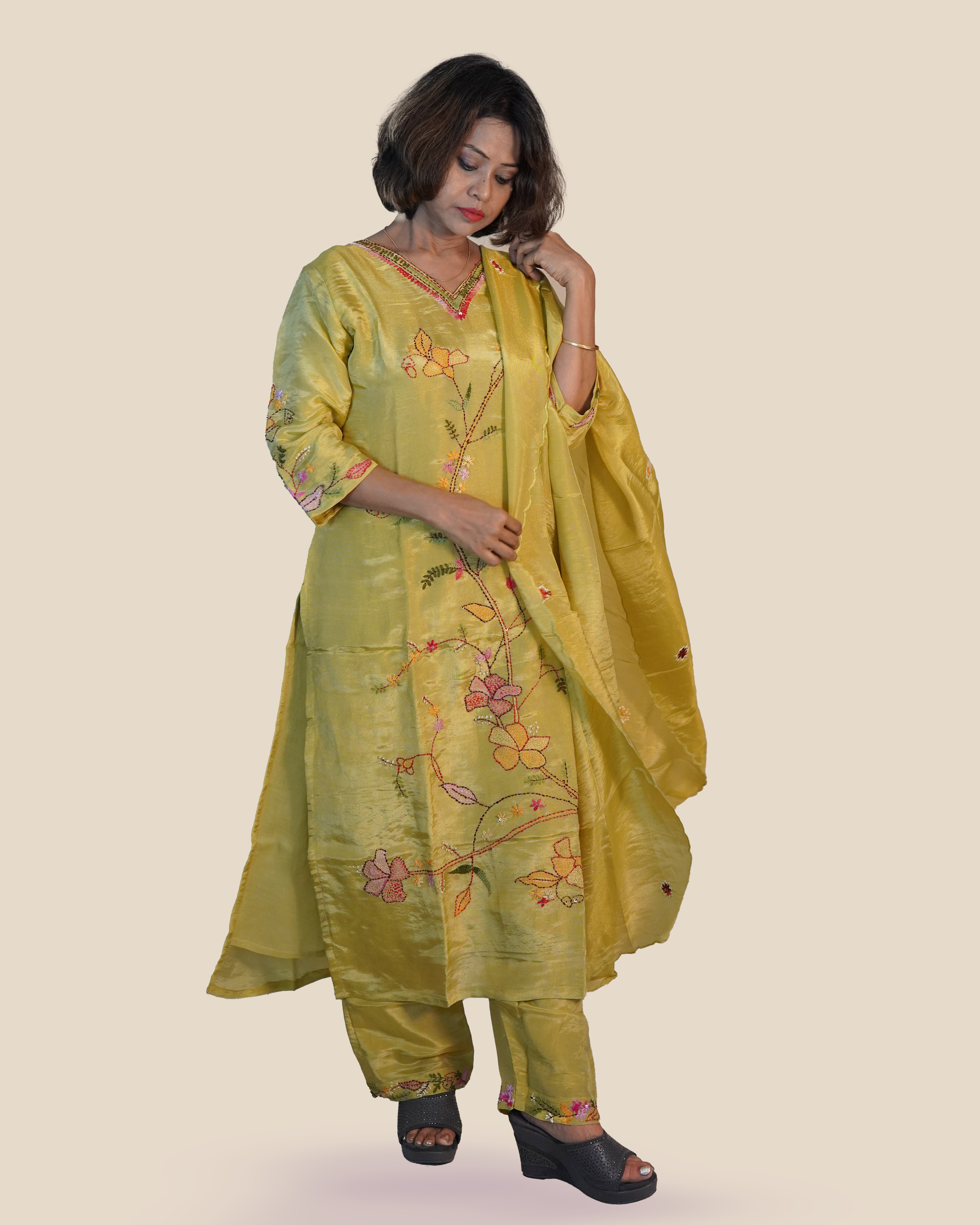 Shimmer Silk Hand Embroidered Kurti Set [Parrot]