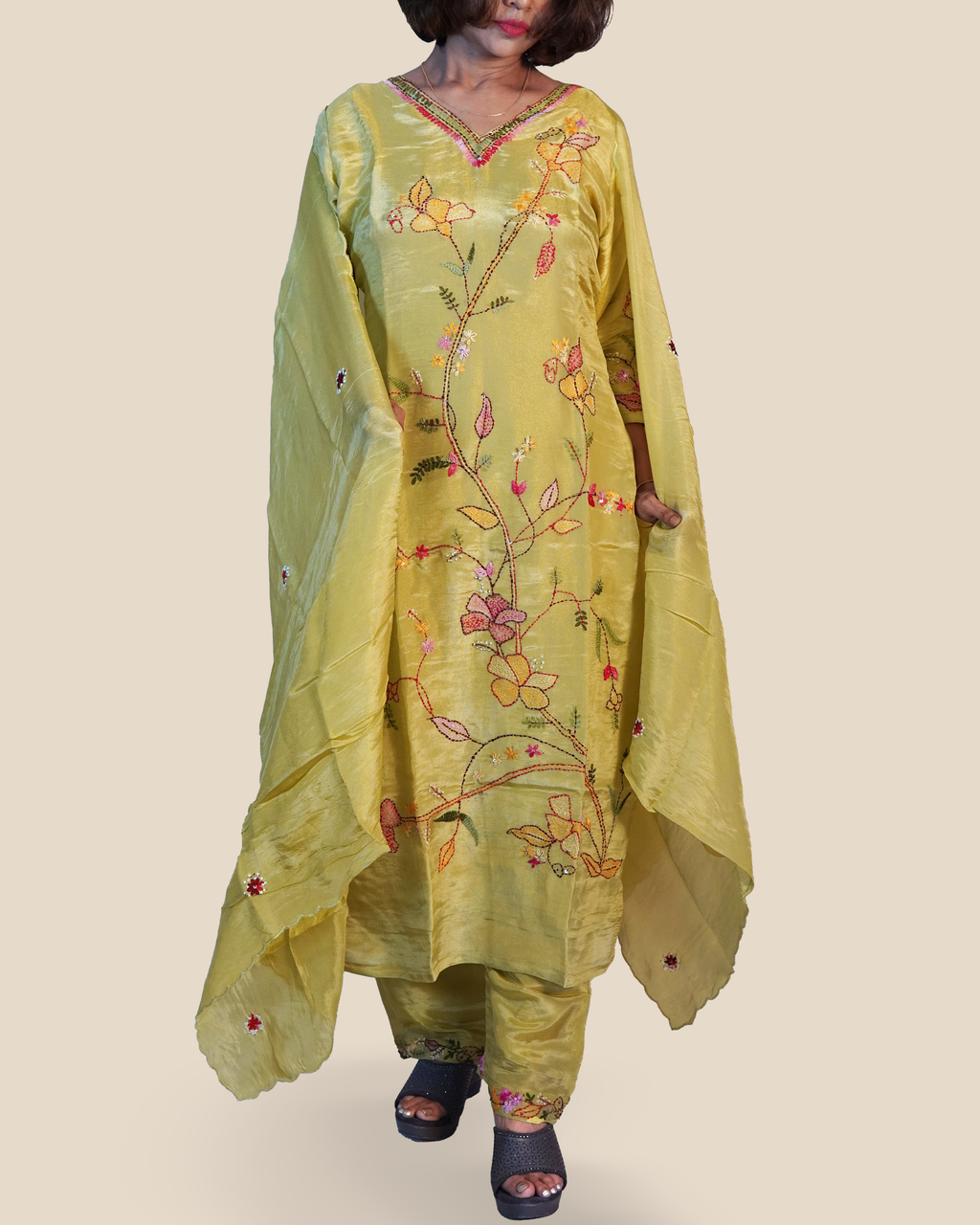 Shimmer Silk Hand Embroidered Kurti Set [Parrot]