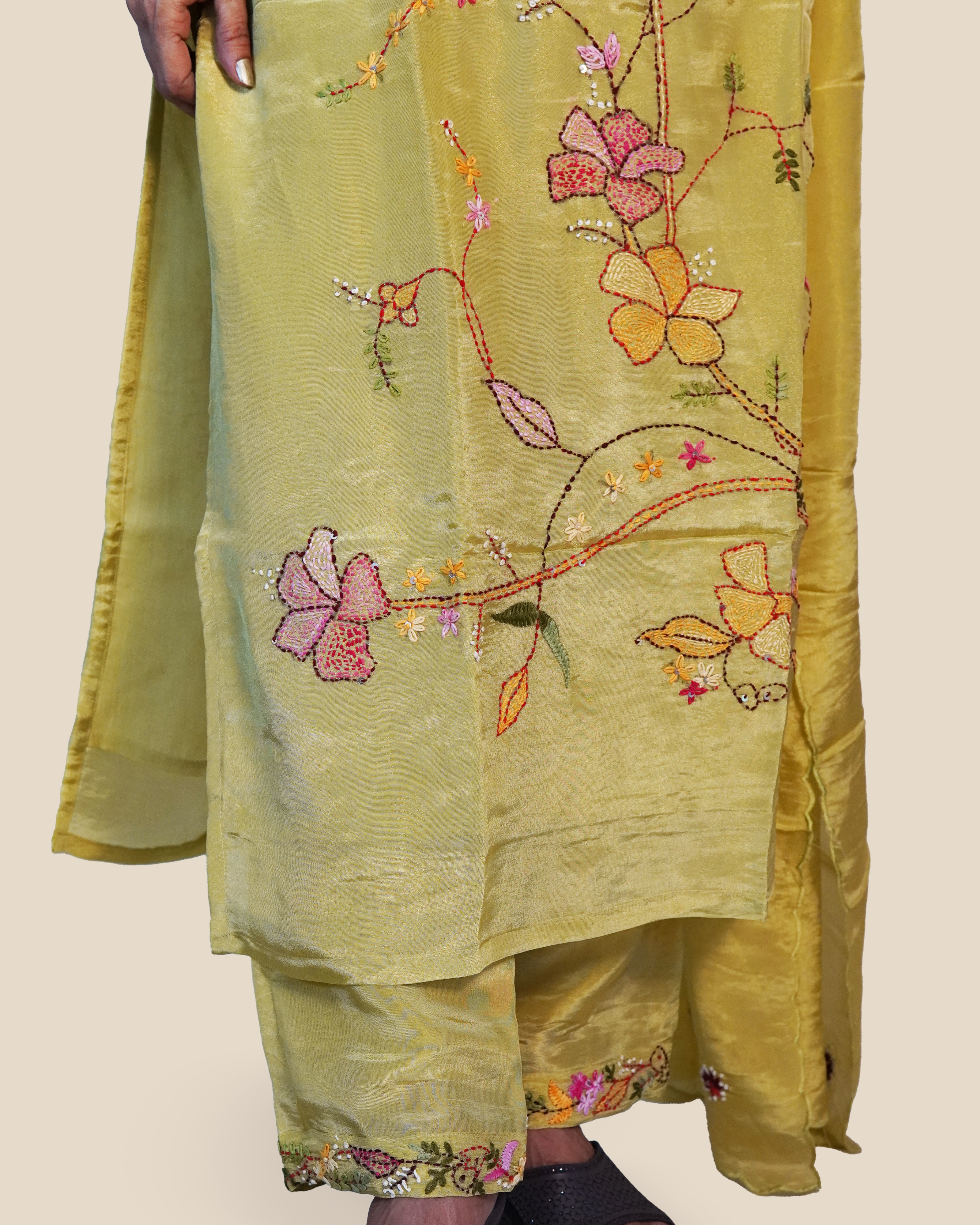 Shimmer Silk Hand Embroidered Kurti Set [Parrot]