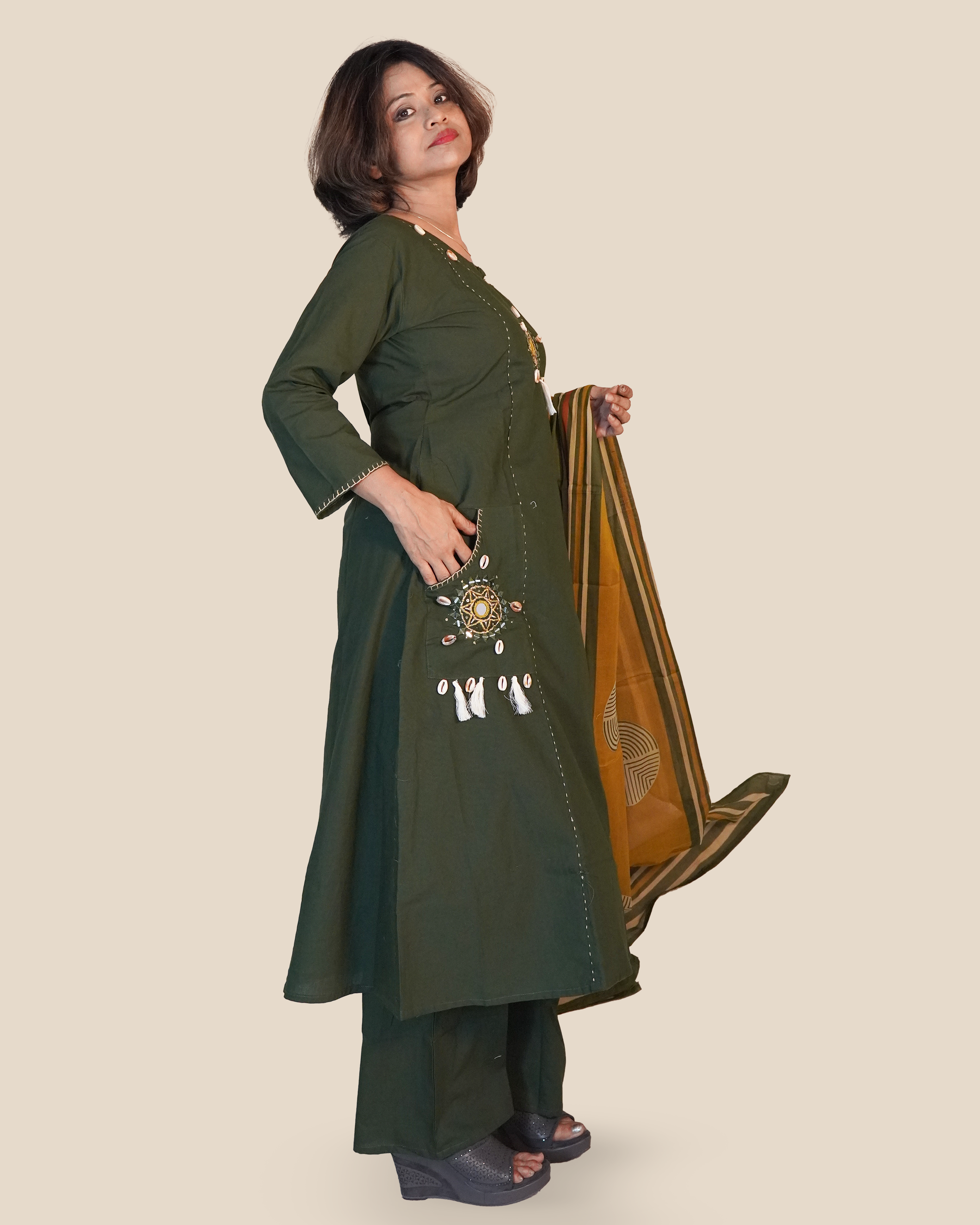 Pure cotton Embroidered Kurti Set [Bottle Green]
