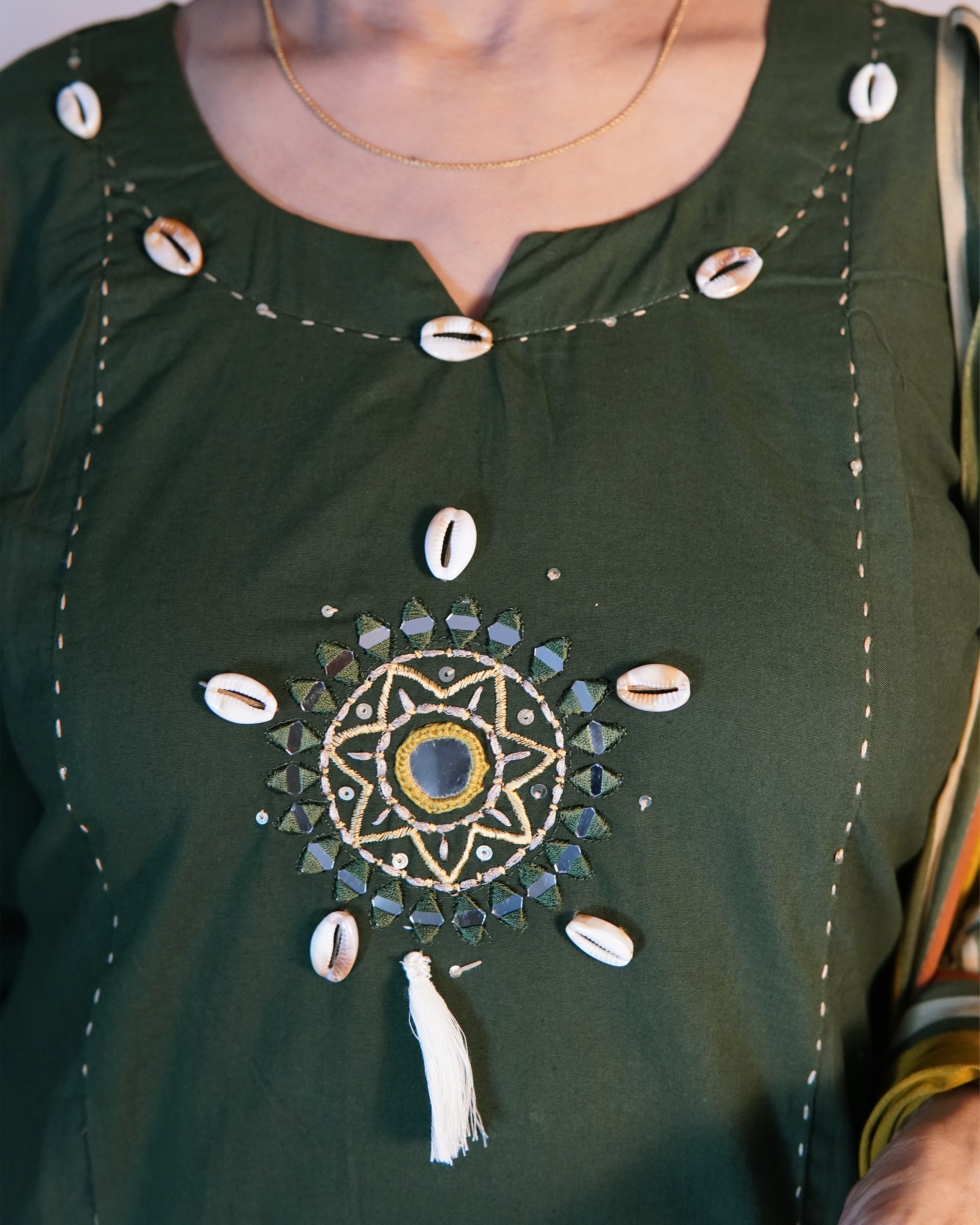 Pure cotton Embroidered Kurti Set [Bottle Green]