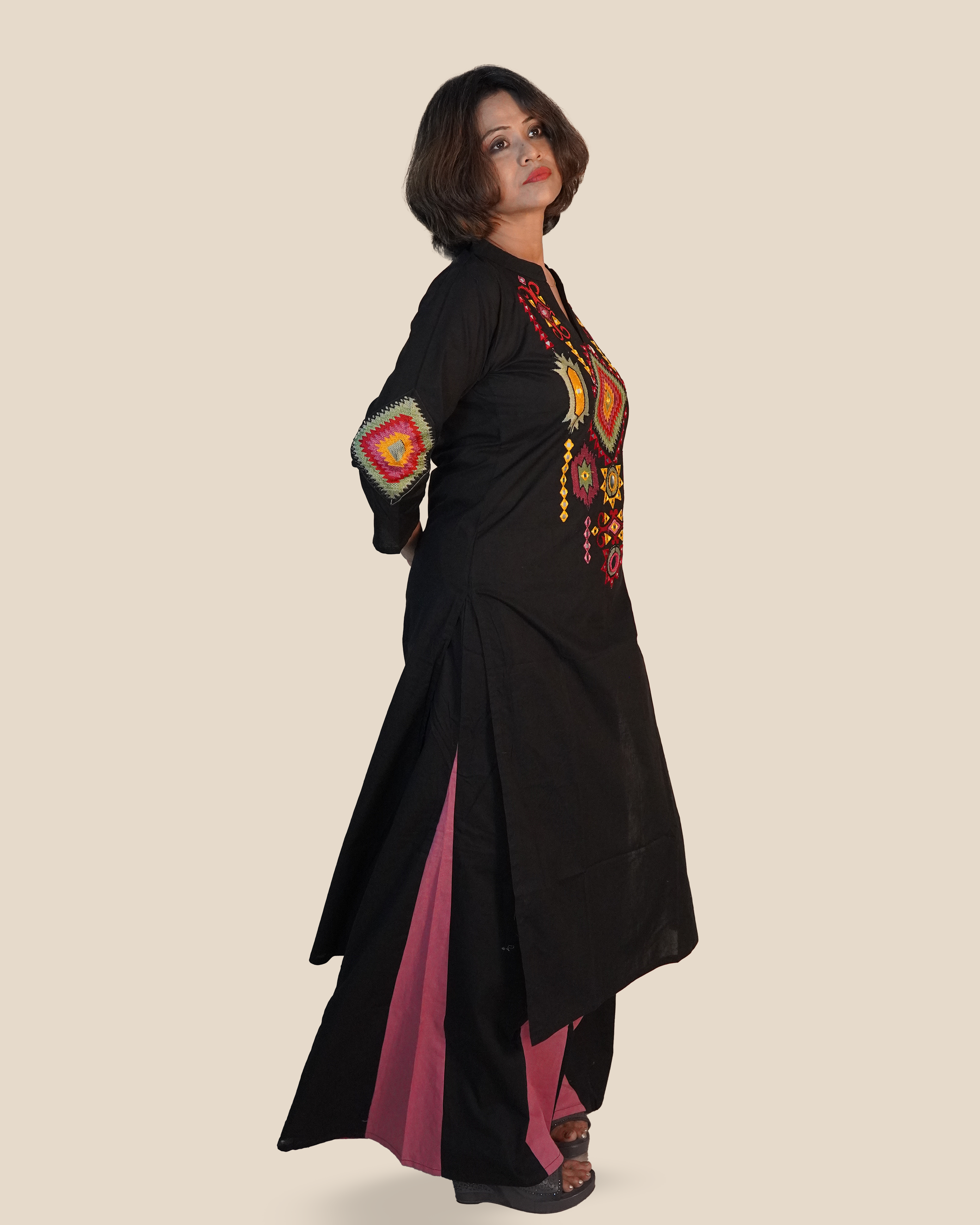Pure cotton Embroidered 2 Piece Kurti Set [Black]
