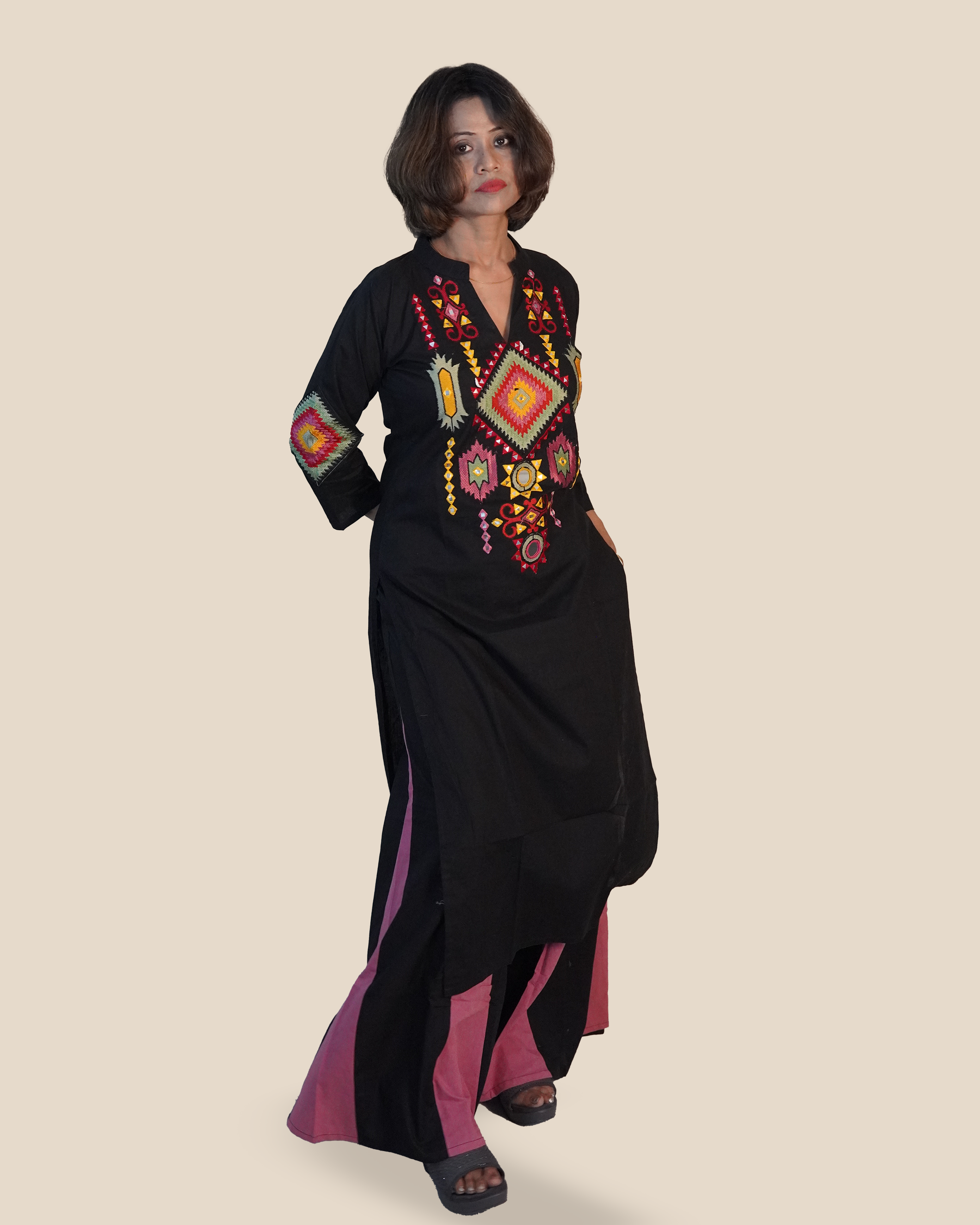 Pure cotton Embroidered 2 Piece Kurti Set [Black]