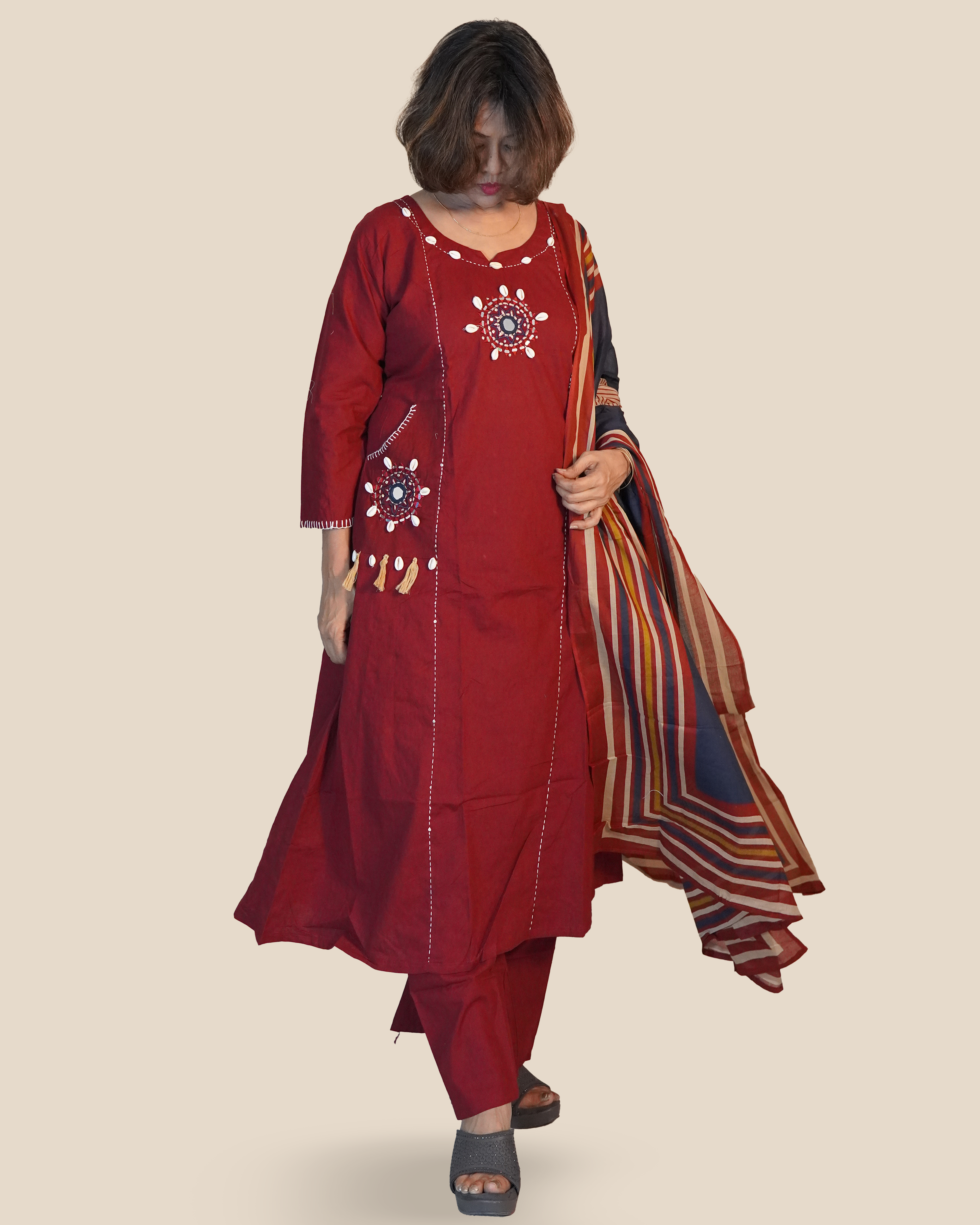 Pure cotton Embroidered Kurti Set [Maroon]