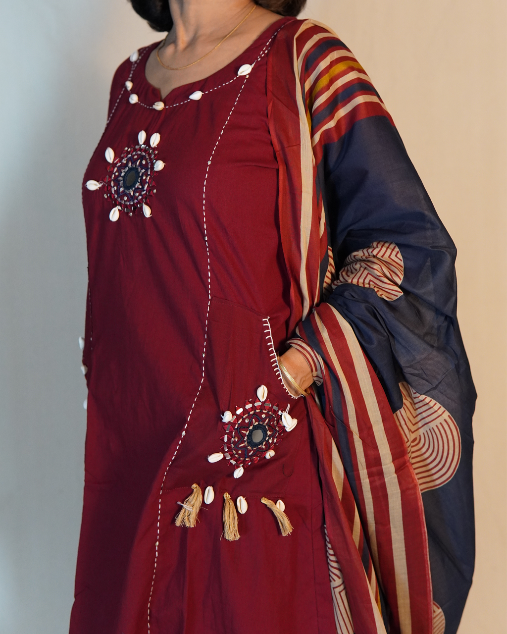 Pure cotton Embroidered Kurti Set [Maroon]