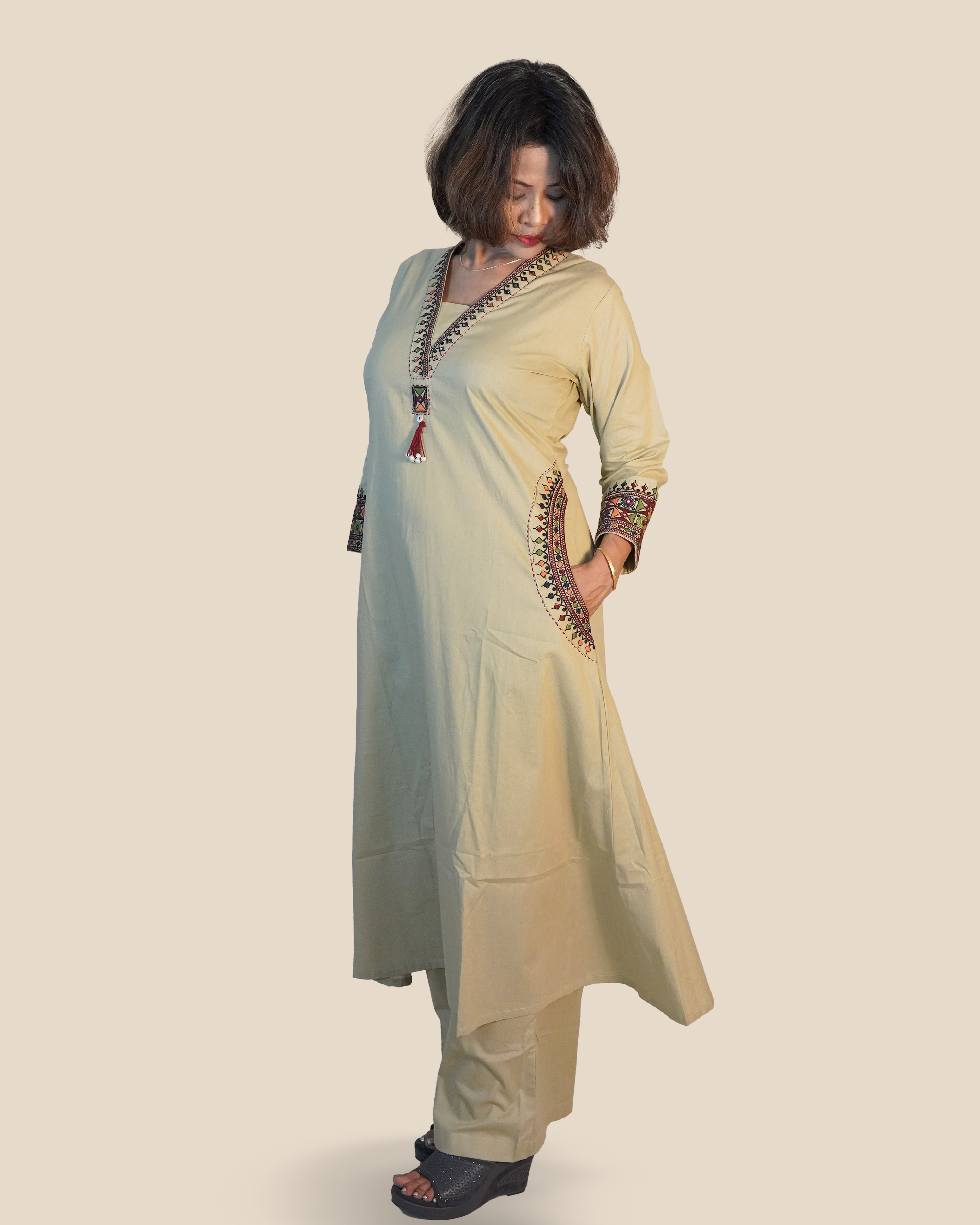 Pure cotton Embroidered 2 Piece Kurti Set [Beige]