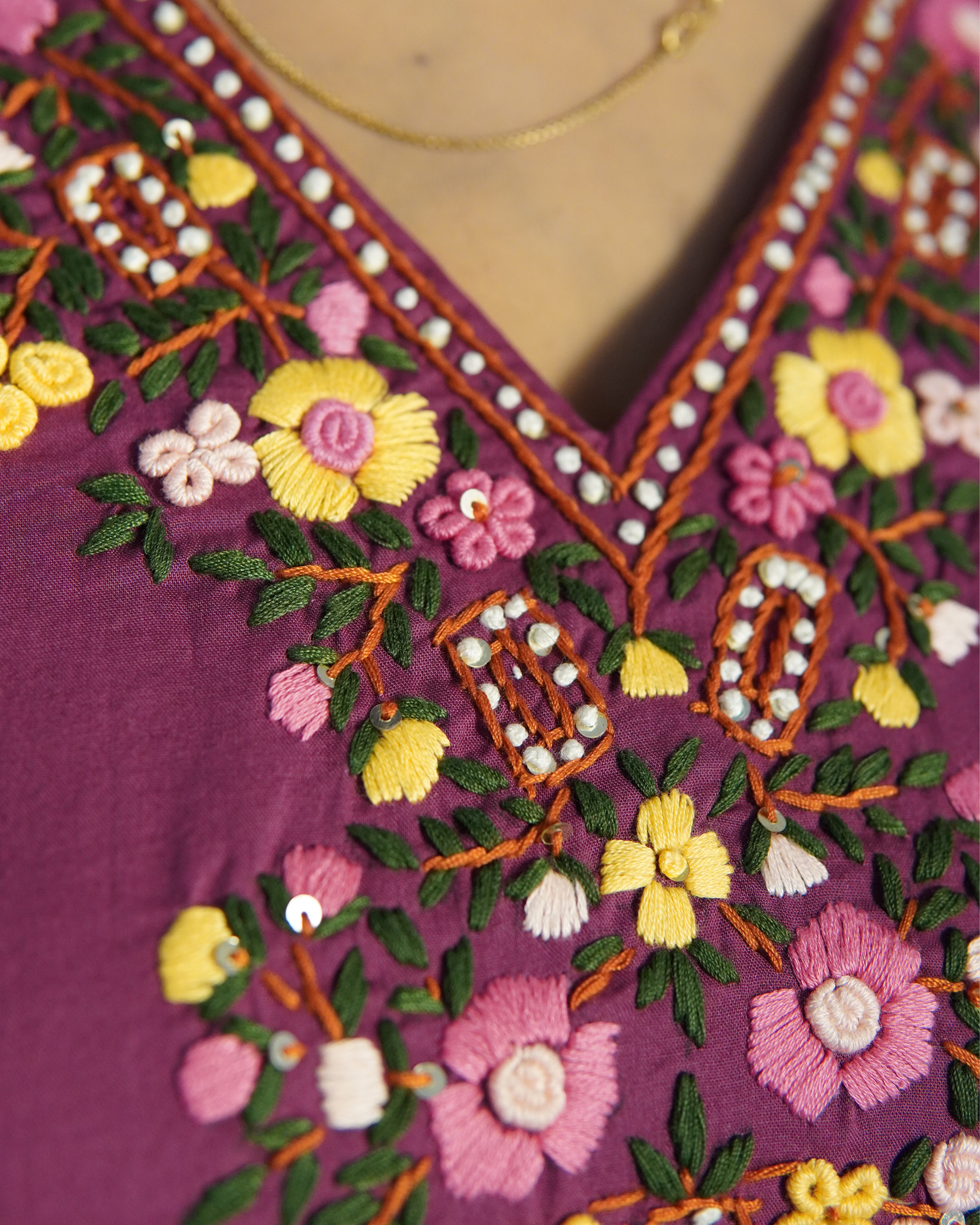 Hand Embroidered Pure cotton Kurti Set [Purple]