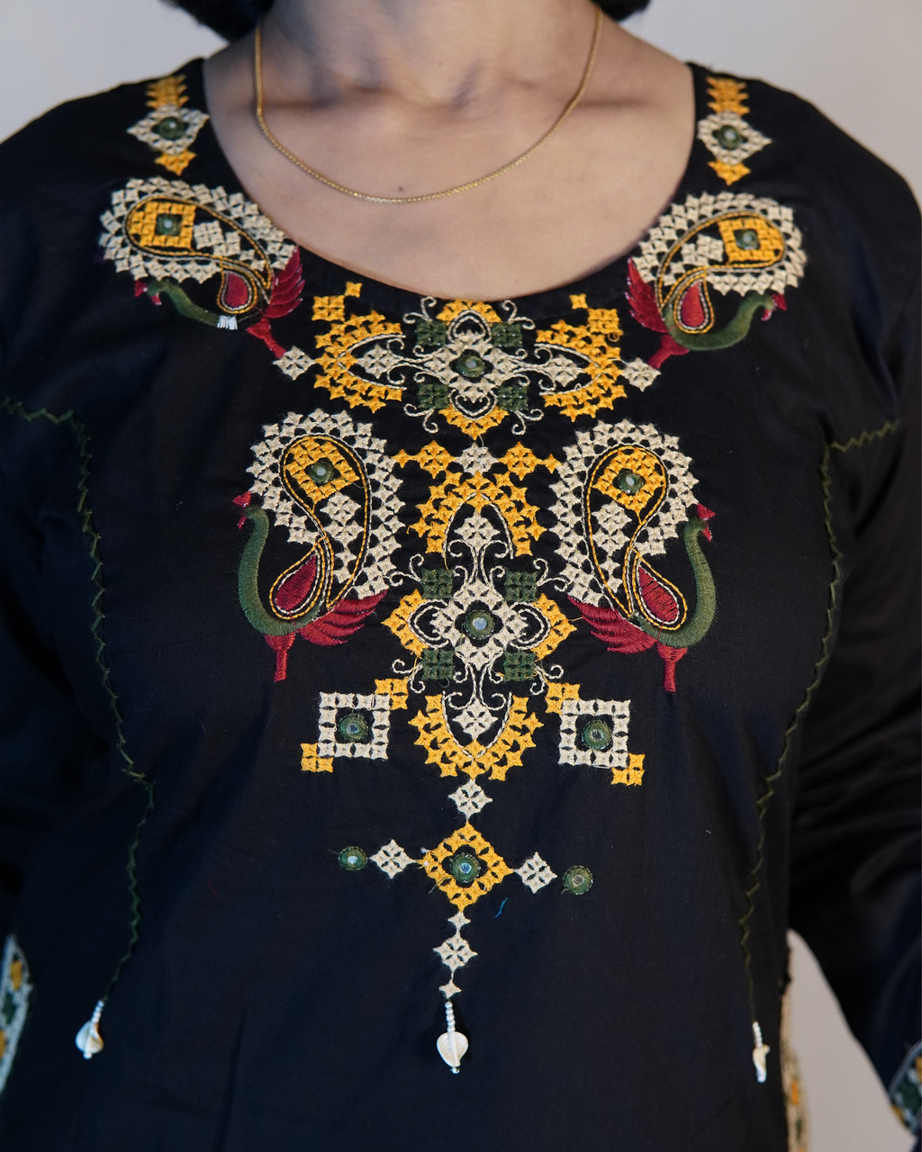 Pure cotton Embroidered Kurti Set [Black]