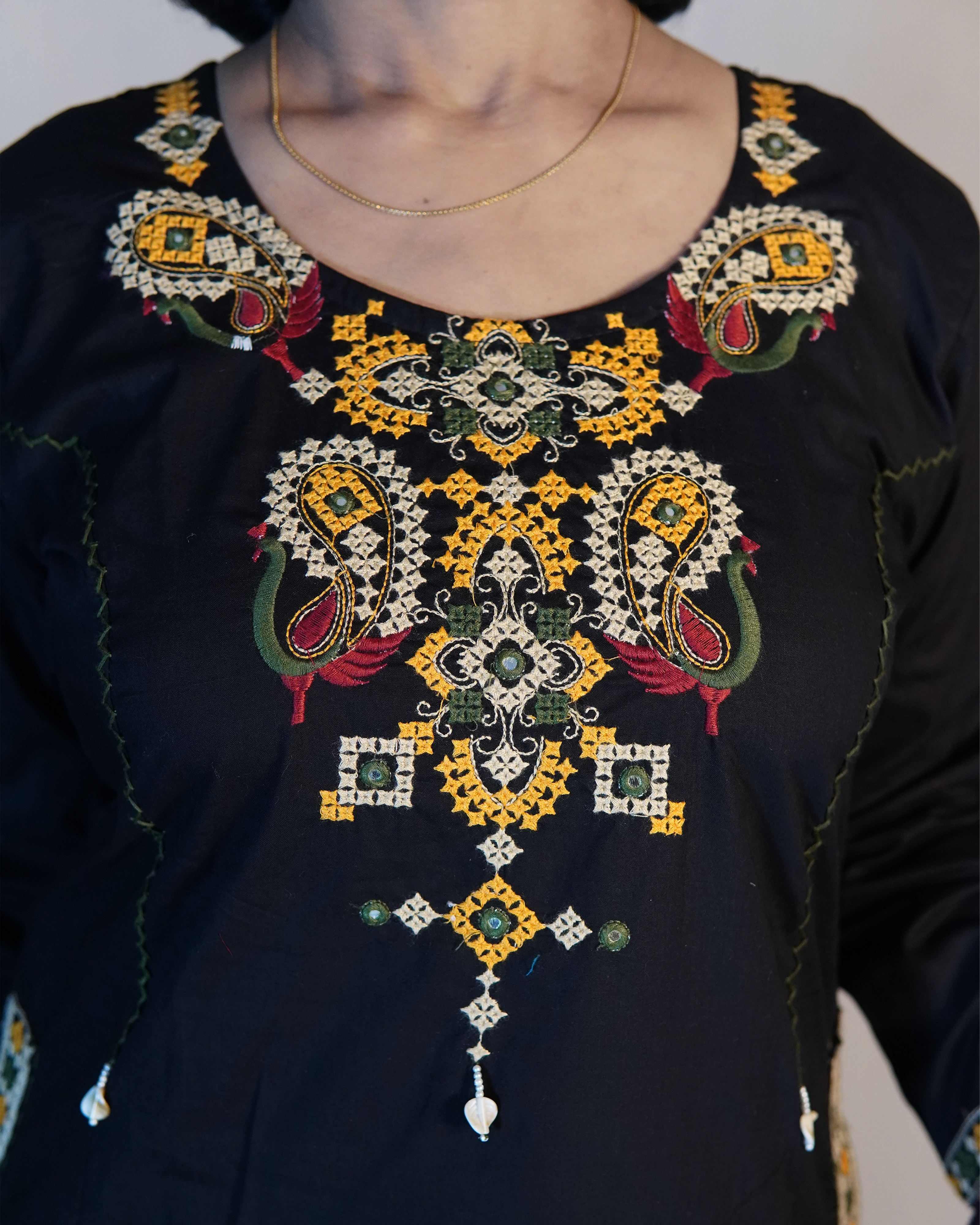 Pure cotton Embroidered Kurti Set [Black]